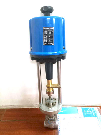 PSL直行程電子式電動(dòng)執行器實(shí)物圖